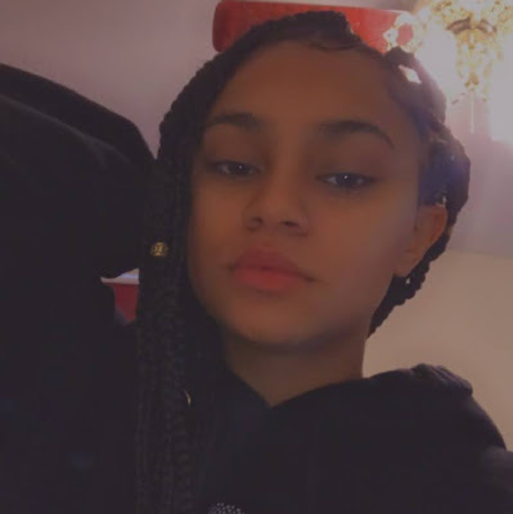 Meet your Posher, Mya